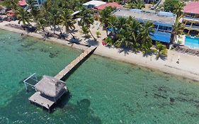 Parrot Cove Lodge Belize